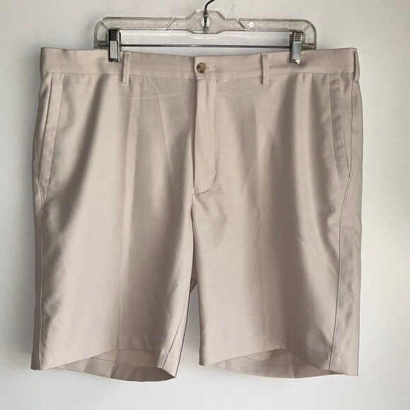 PETER MILLAR Crown Sport LIght Beige Color Flat Front Shorts Men's Size 38